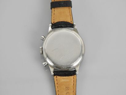 null 
WITTNAUER , Rare bracelet montre chronographe double poussoir en acier, fond...