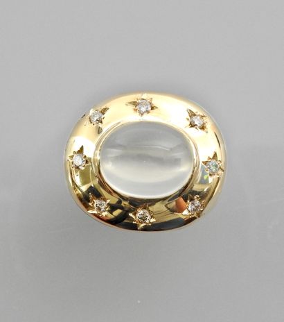 null Ring in gold 750MM and silver 925 MM, decorated with a moonstone cabochon in...