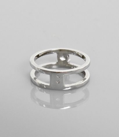 null Ring in white gold, 750 MM, set with an octagonal diamond weighing 0.43 carat...