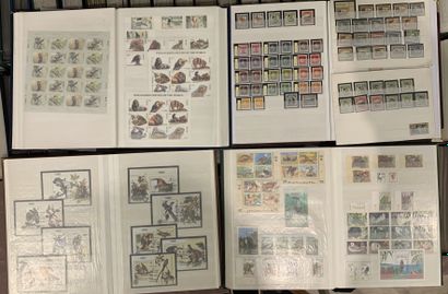 null 200 Albums Thematic Birds, Boats and Animals. Stamps of the 5 Continents. All...