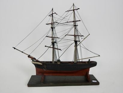null Marine

Presentation model of a French 2 masted ship in carved and painted wood...