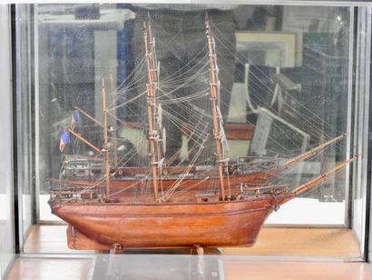 null 
Marine




Nice model XIX° century

Very fine work presented without sails...