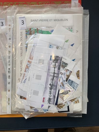 null 1 Facial bag TAAF, Monaco, SPM, Wallis and Futuna and Andorra. Francs and €...