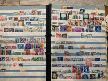 null 1 Carton Vrac de timbres du Monde entier dont Angleterre. Nombreuses bonnes...