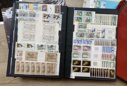 null 5 Binders Stamps of the 5 Continents, single, in blocks, sheets including Austria,...