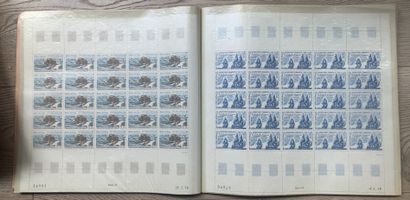 null 5 TAAF binders Francs + € period, including complete plates. **/*