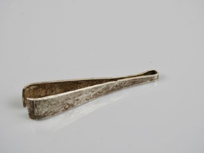 null Silver tweezers Greco-Roman period or later, a precious goldsmith's object for...