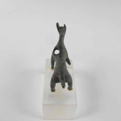 null Statuette-pendentif de cheval en bronze, amulette. L 5cm. Luristan. VIIIe av....