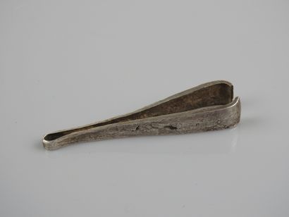 null Silver tweezers Greco-Roman period or later, a precious goldsmith's object for...