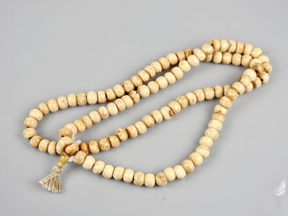 null Sadu (wise man) rosary

made of yak bone, formerly made of human bone, symbolizing...