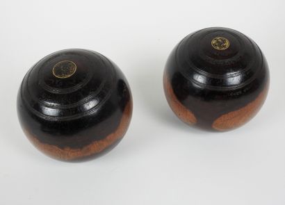 null Paire de lawn balls (boules anglaises) 1920? 1930', marque Taylor-Rolph co Ltd...