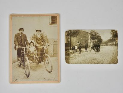 null Cycling. Nice era. Machines coupled or not. Pictures. Two original photos from...