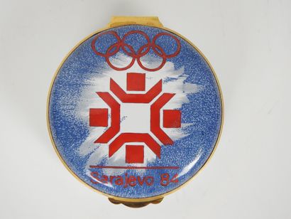 null NOT VENUE Olympic Games. SARAJEVO

Medal of participant in its case