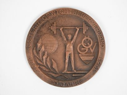 null Haltérophilie/Championnat du monde 1961. Médaille commémorative du 70ème anniversaire...