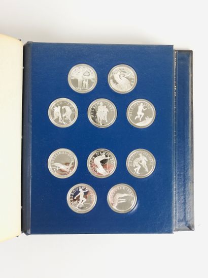null OJ. Medals. 1896-1976. Retrospective. Prestige box (30x26x5). "The official...