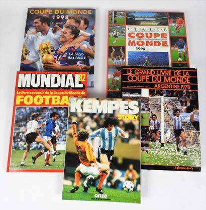 null Football. World Cup 1978. 82. 90. 98. a) The big book of the World Cup Argentina...