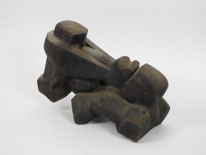 null Nissim MERKADO (born 1935)

UNTITLED, circa 1964-1968 Carved wood.

21 x 34...