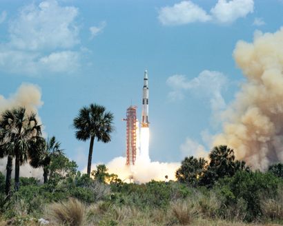 null NASA. Magnificent takeoff of the Saturn V rocket carrying the astronauts of...