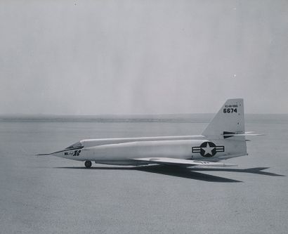 NASA. US AIR FORCE. Nice view of the X-2...