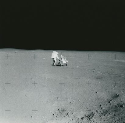 null NASA. Mission Apollo 14. L'astronaute Edgard D. Mitchell, pilote du module lunaire,...