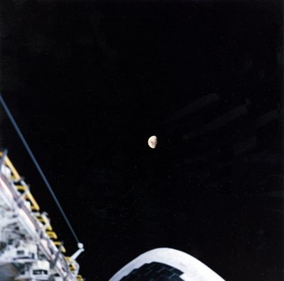 null NASA Gibbous Moon observed from Space Shuttle Endeavour (Mission STS-49). May...