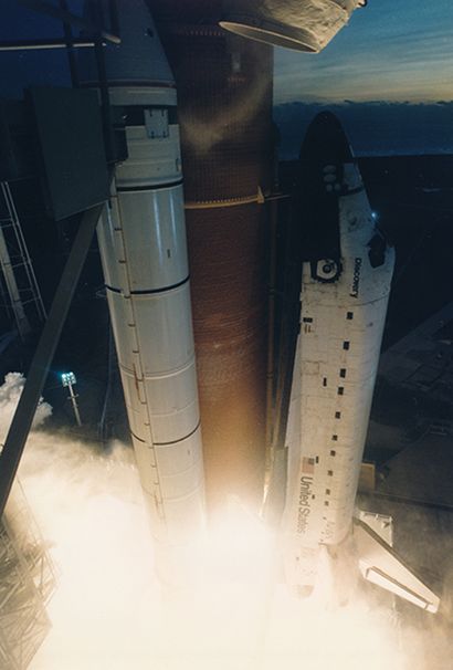 null Impressive close-up of the Space Shuttle Discovery (Mission STS-60) during the...