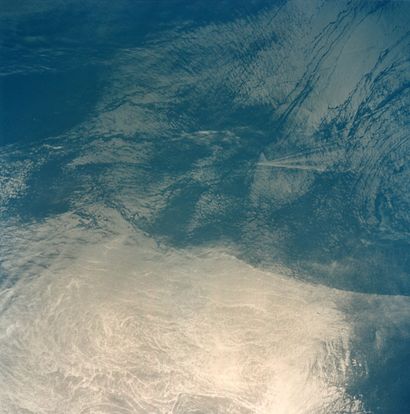 null Nasa. Vue de la Mer Rouge. Navette spatiale Endeavour (Mission STS-49). 1992.Tirage...