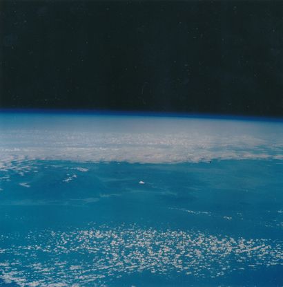 null Nasa. Photographed from the space shuttle Columbia (Mission STS-52), Mount Fuji...