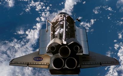 null NASA. Space Shuttle ATLANTIS (Mission STS-117). A nice view photographed from...
