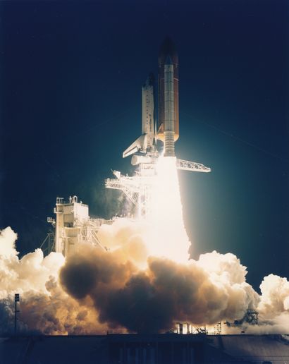 null Nasa. Liftoff of the Space Shuttle Discovery (Mission STS-60) on February 3,...