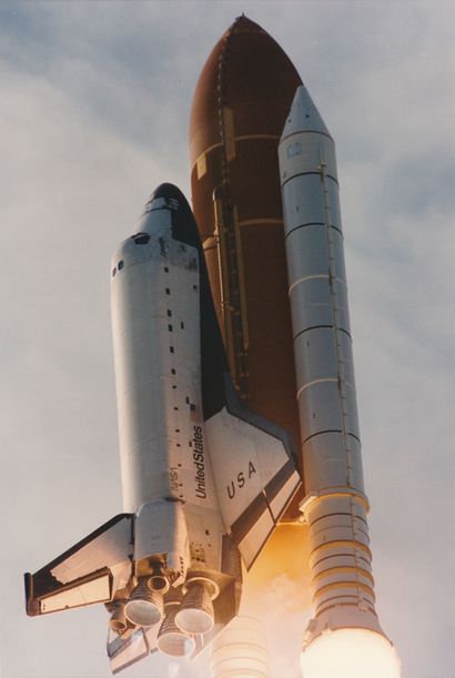 null Nasa. Décollage de la navette spatiale COLUMBIA (Mission STS-80). Novembre 1996.Tirage...