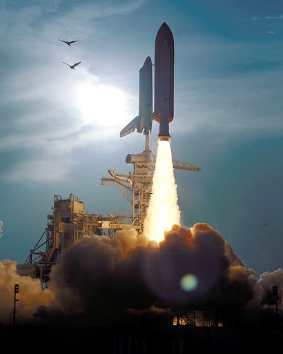 null Nasa. La navette spatiale Discovery (Mission STS-64) décolle de la base de lancement...