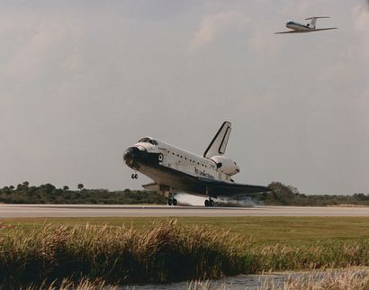 null NASA. Space shuttle DISCOVERY (Mission STS-60) has just landed its rear landing...