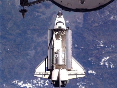 null Nasa. Navette spatiale Endeavour (Mission STS 130) le 9 février 2010. Impressionnante...