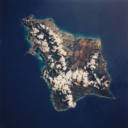 null Nasa. Vue depuis l'espace (navette spatiale Endeavour (Mission STS067) de l'île...