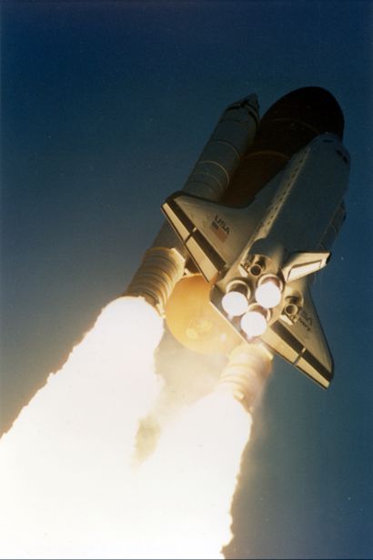 null NASA. Décollage du 1er vol de la navette spatiale Discovery le 12 décembre 1991...