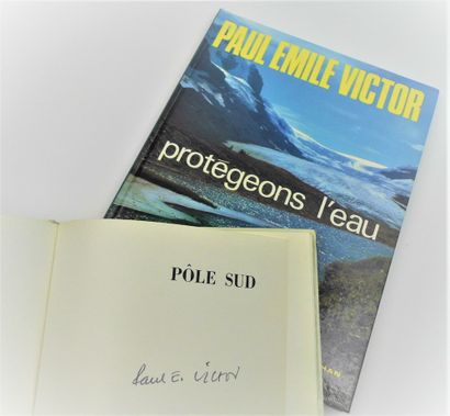 null 58 - Paul-Emile VICTOR (1907-1995), explorer. Set of 2 illustrated books signed...
