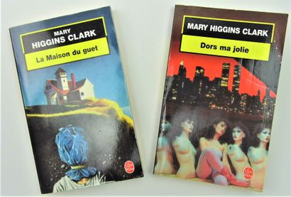 null 132 - Mary HIGGINGS CLARK (1927-2020), romancière américaine à succès, surnommée...