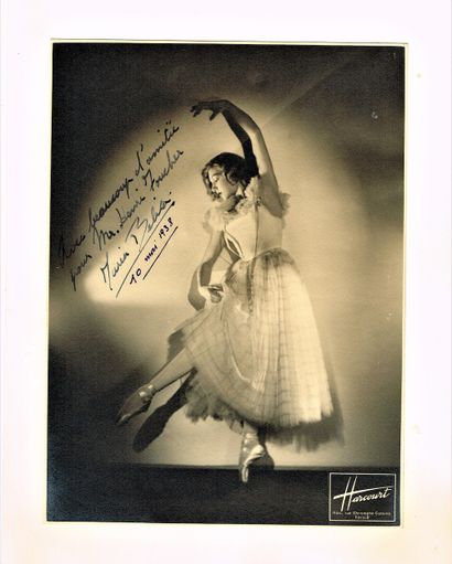 null 321 - Maria BELITA (1923-2005), British figure skater, dancer and actress. Large...