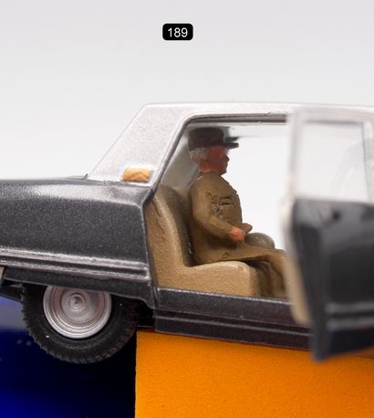 null CLUB DINKY FRANCE - 1/43e - Metal (2)

# CDF 10 - CITROËN DS 19 PRESIDENTIAL

Production...