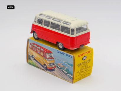 null DINKY TOYS - FRANCE - Metal (1)

UNUSUAL COLOR

# 541 SMALL MERCEDES BENZ COACH

Light...