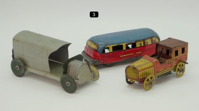  CR (Charles ROSSIGNOL) - France (3) 
Réunion de 3 penny toys en tôle 
- Camion style...