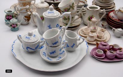 null TEA SET

- Nice contemporary tea set including teapot, sugar bowl, milk jug,...