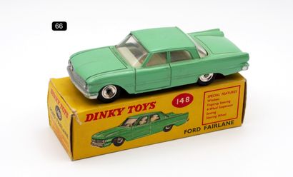 DINKY TOYS G.B. - 1/43th (1) 
- # 148 FORD...