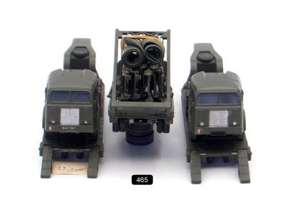 null DINKY TOYS - FRANCE - Métal (3)

Sélection de 3 véhicules militaires. Couleurs...
