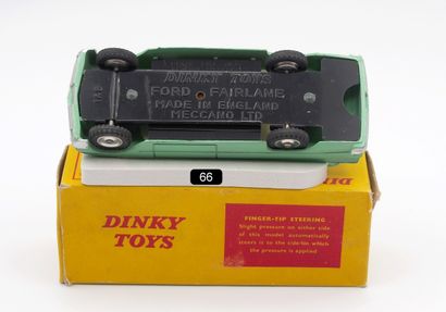 null DINKY TOYS G.-B. - 1/43e (1)

- # 148 FORD FAIRLANE 1961. Vert tendre, intérieur...