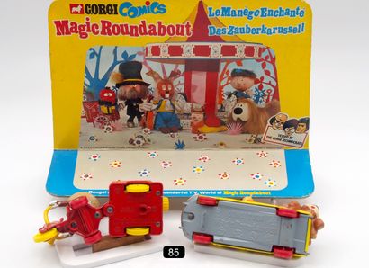  CORGI TOYS - G.B. - 1/43th (3) 
EXCEPTIONAL 
LOT 3 PIECES OF THE "ENCHANTED CAROUSEL...