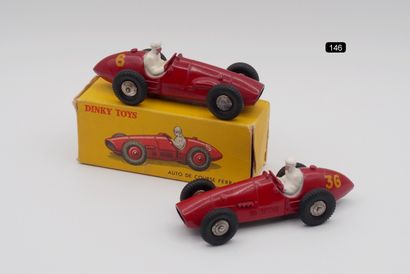 null DINKY TOYS - France - 1/43e - Métal (2)

- # 23 J FERRARI 500 F2 

Calandre...