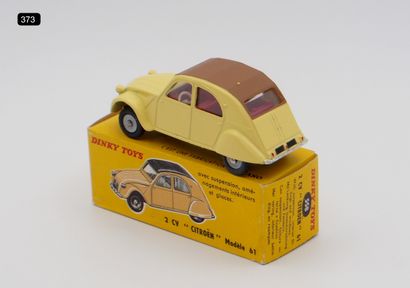 null DINKY TOYS - FRANCE - Metal (1)

# 558 CITROËN 2CV 1961

Yellow, brown hood,...