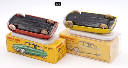 null DINKY TOYS - FRANCE - Metal (2)

# 24 CP (1958) CITROEN DS 19

Bright orange,...